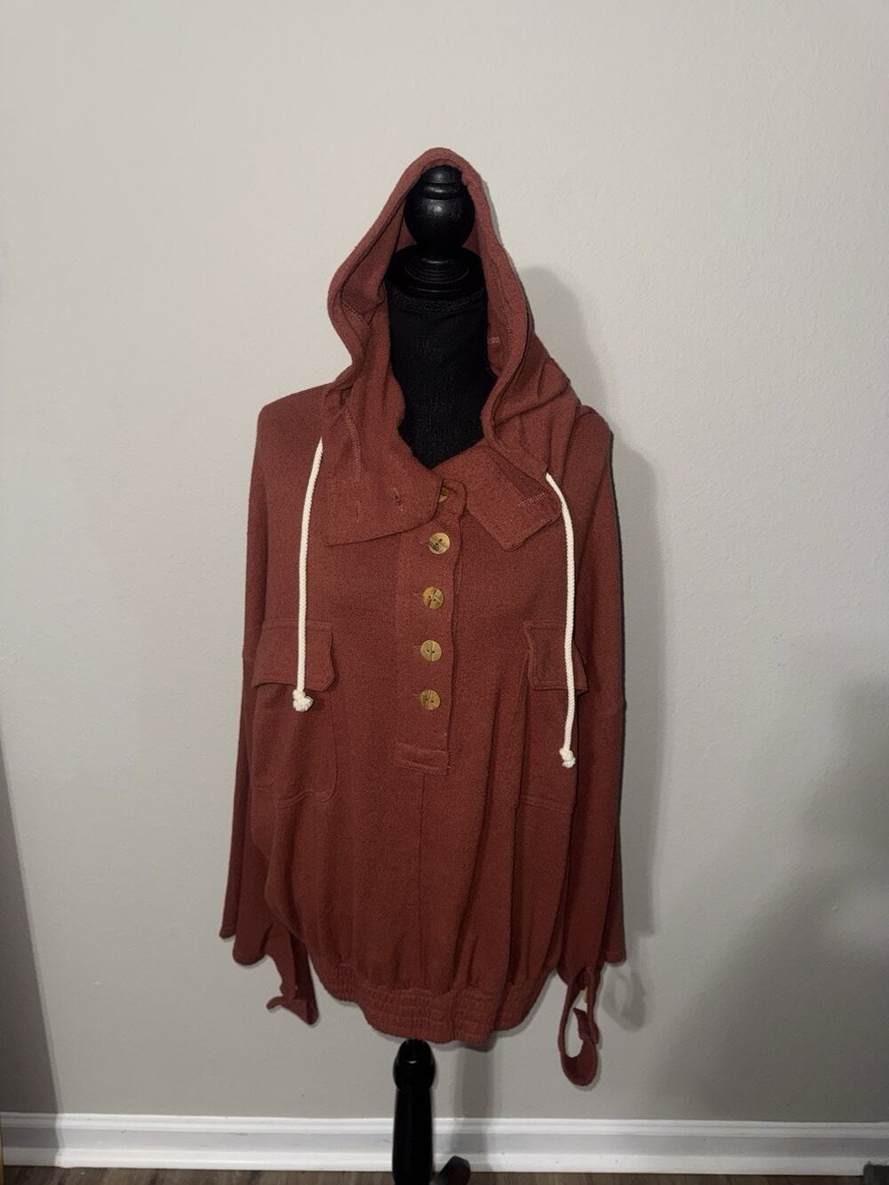 FP Beach Free People Bino Oversized Henley Hoodie Sweater Top LG Rust Terracotta